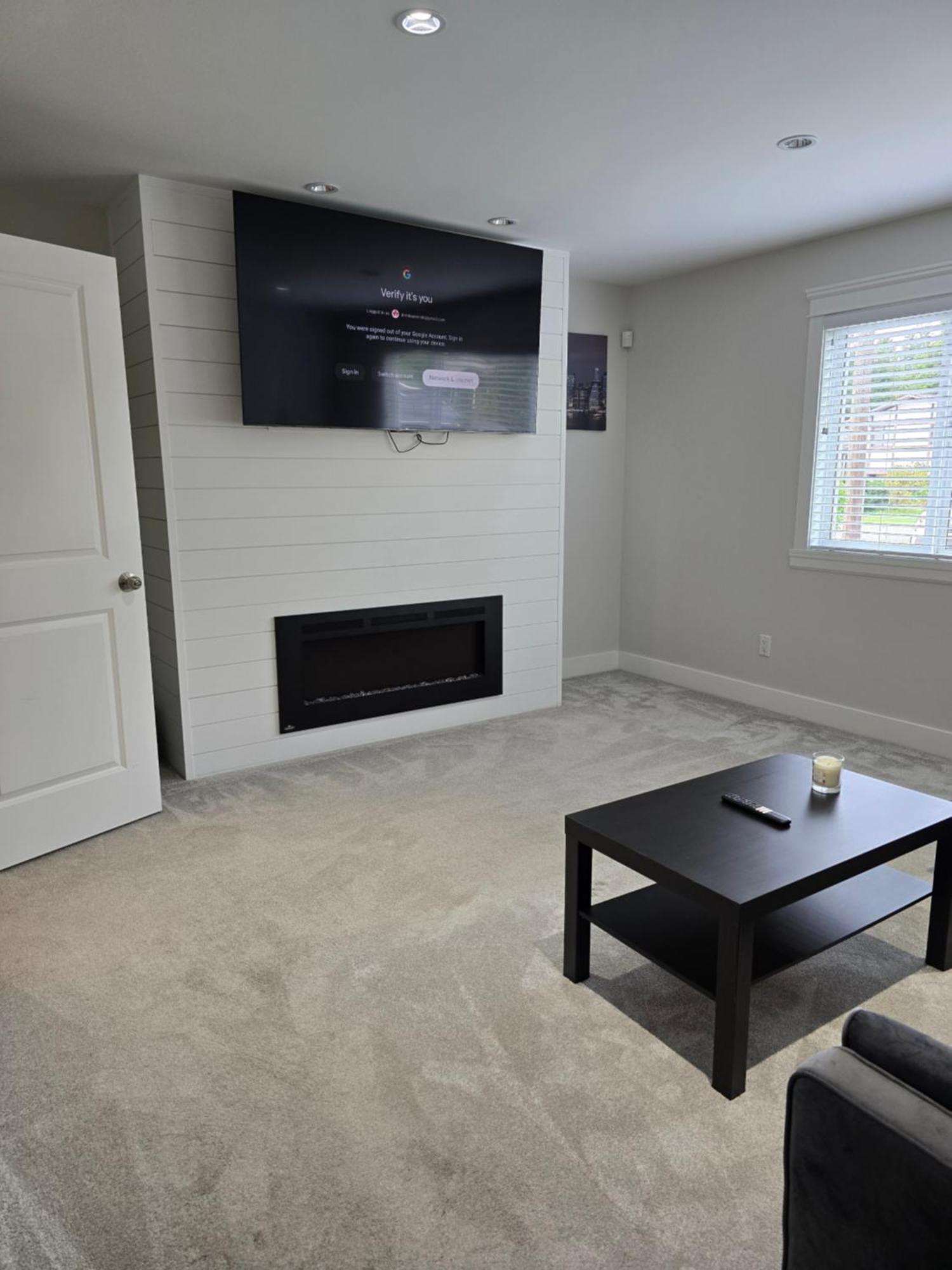Private 1 Bedroom In Brookswood Langley Eksteriør bilde
